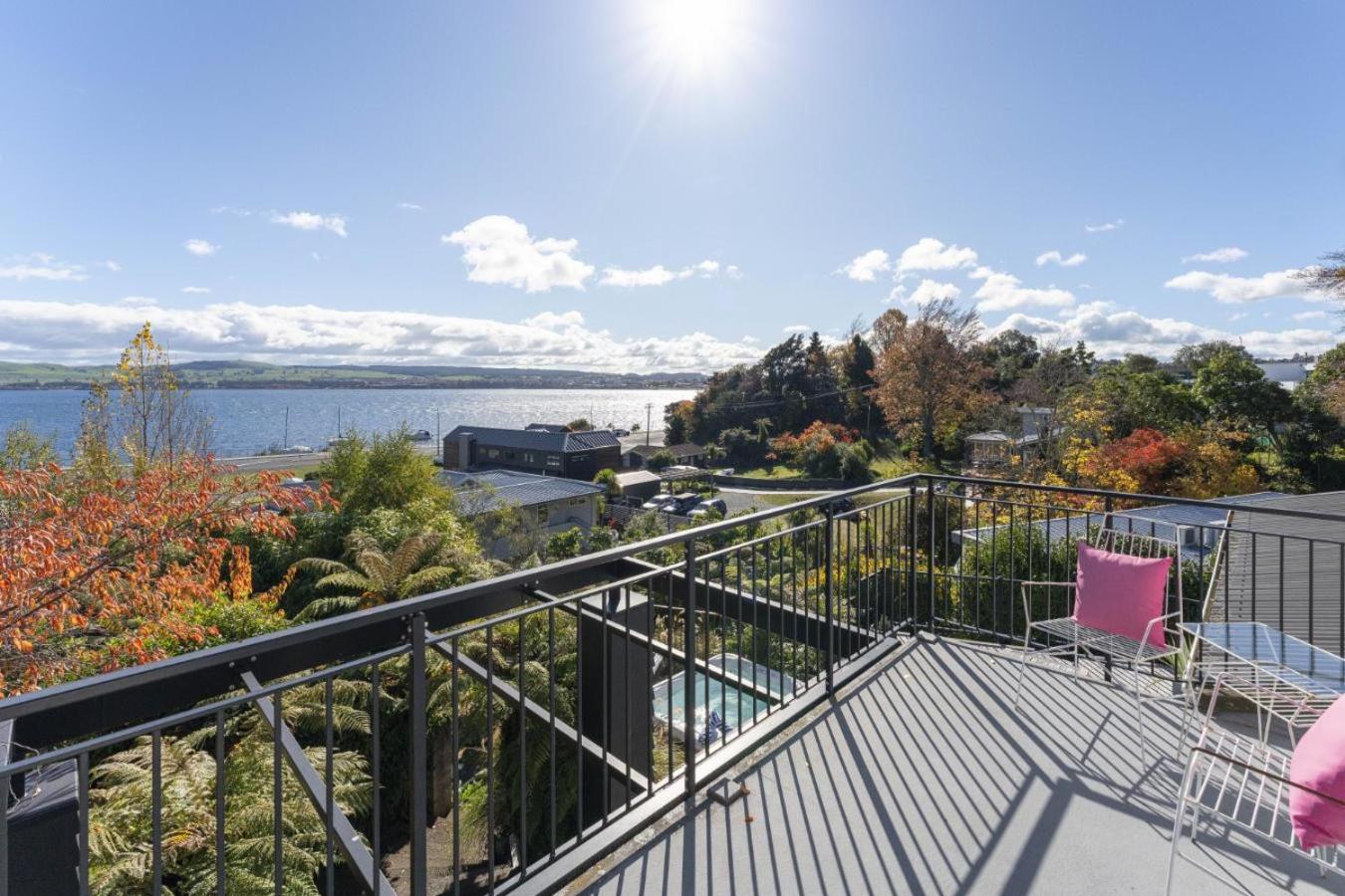 Bayview Lake Taupo Exterior foto